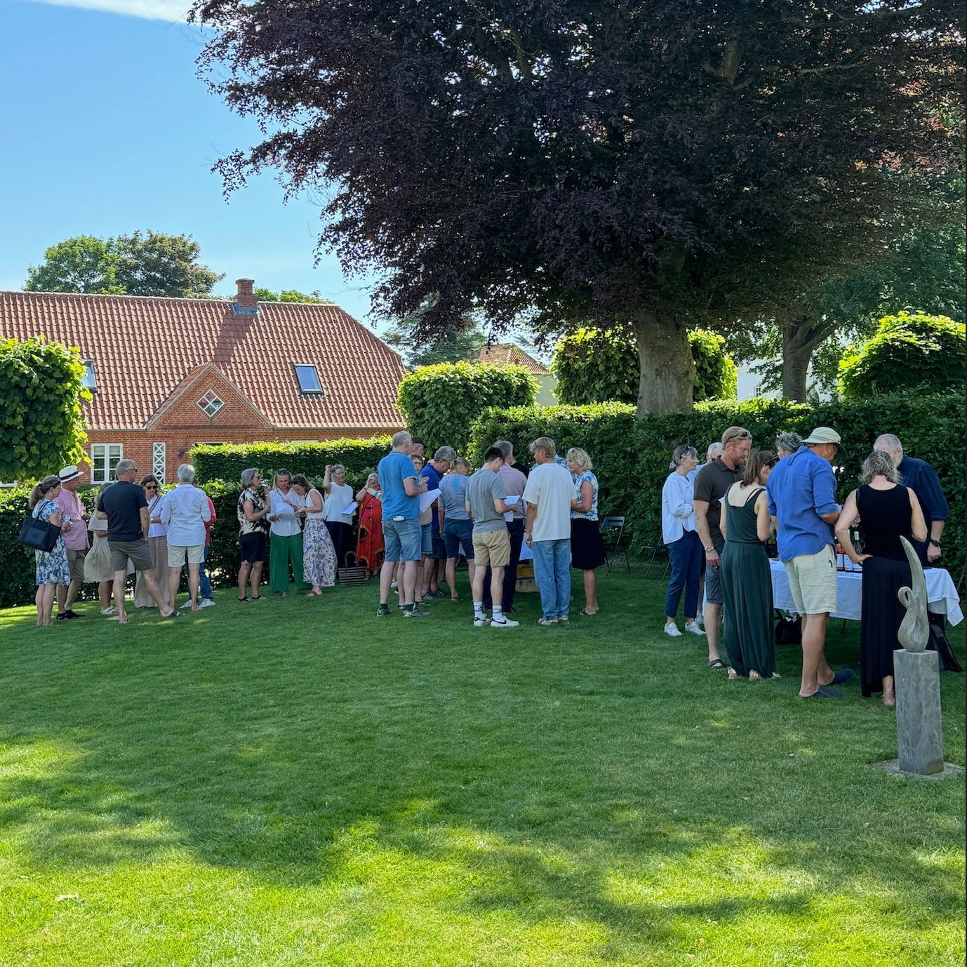 Udendørs Vinsmagning og Kassesalg d. 20. juni 2026 hos Piemonte på Flaske